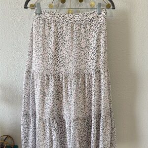 Elegant Pink and White Tiered Skirt